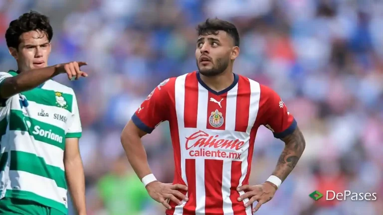Alexis Vega - Diego Martínez - Chivas