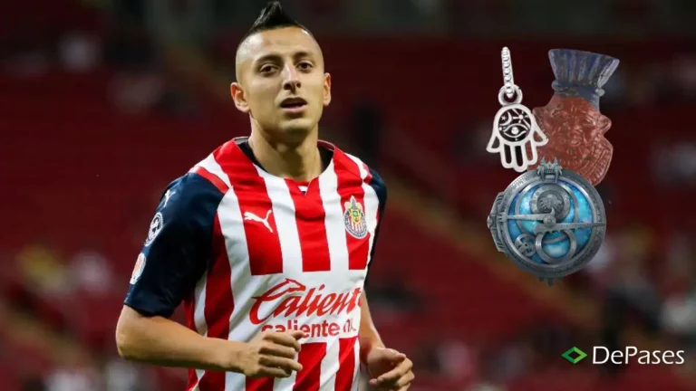 Piojo Alvarado Amuleto Chivas Guadalajara