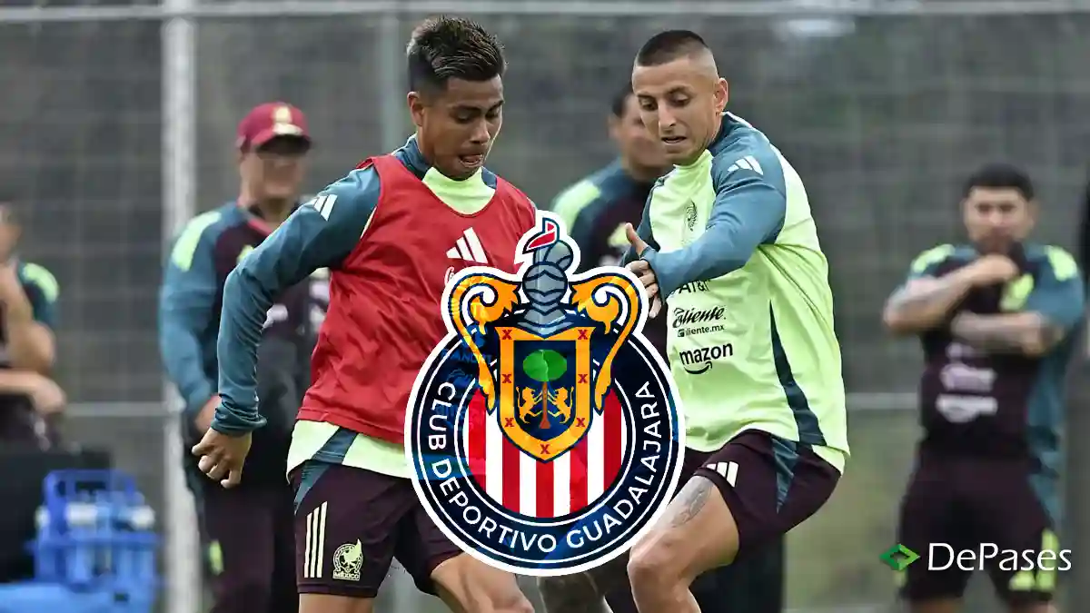 Efraín Álvarez Roberto Alvarado Chivas