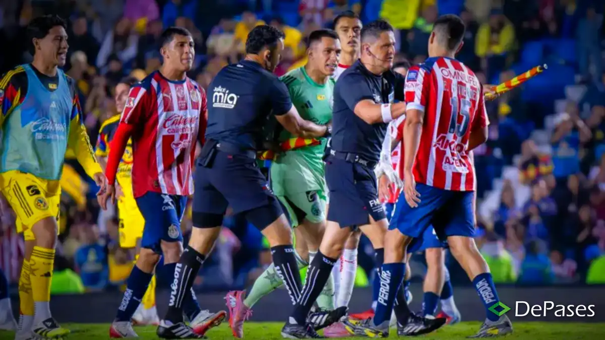Clásico Nacional América vs Chivas Bronca