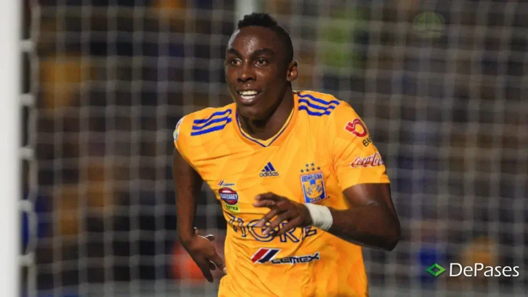 Julián Quiñones Tigres UANL
