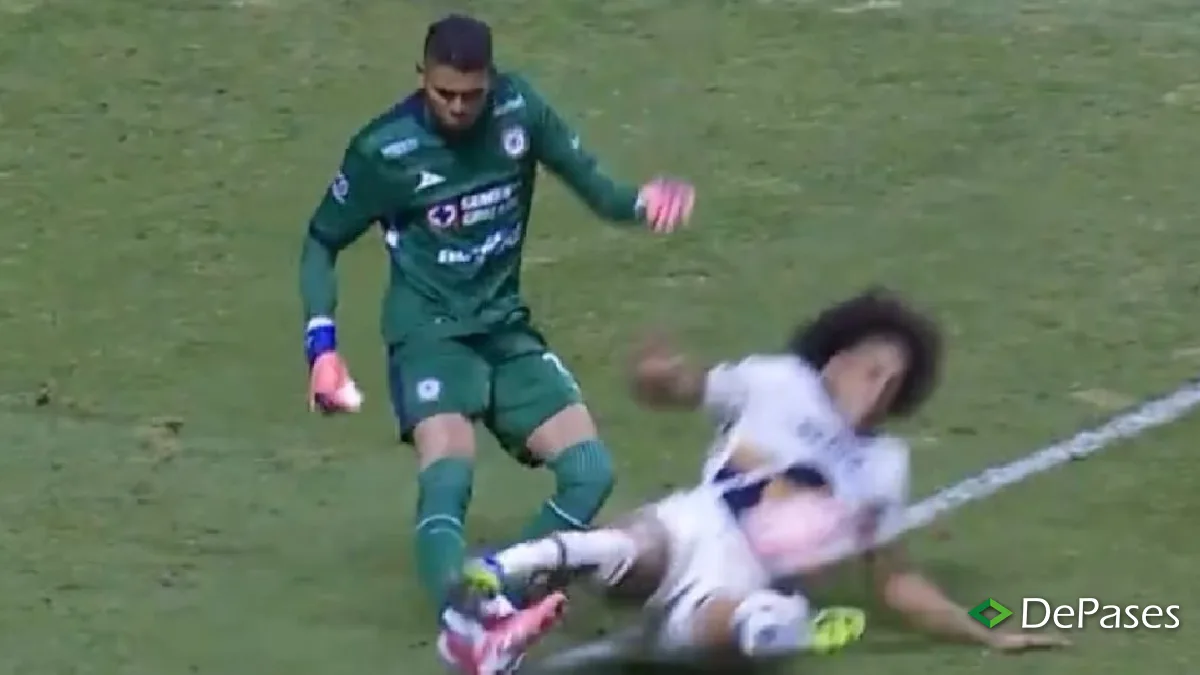 Kevin Mier Adalberto Carrasquilla Pumas Cruz Azul