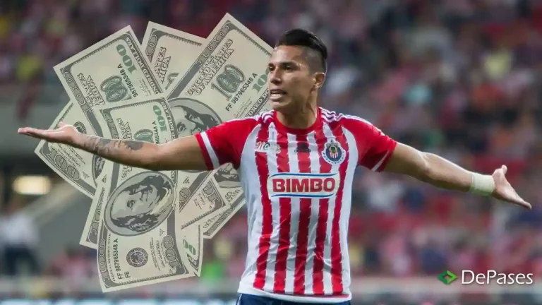 Carlos Salcedo Chivas