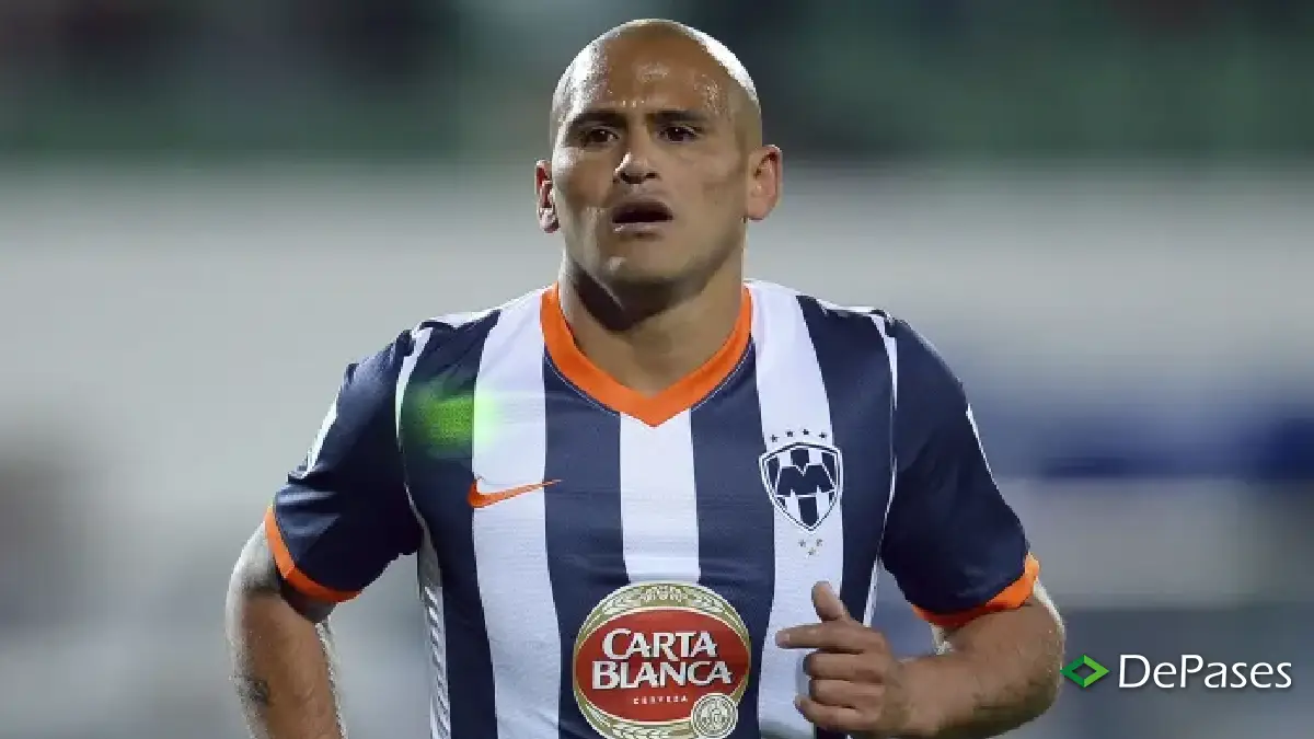 Humberto Suazo Rayados de Monterrey
