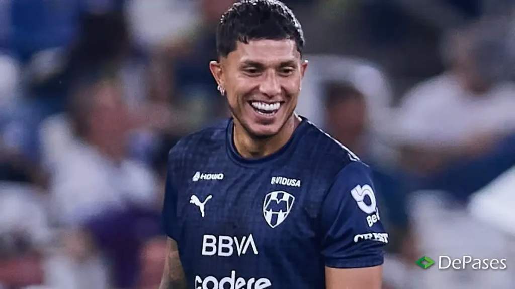 Carlos Salcedo Rayados