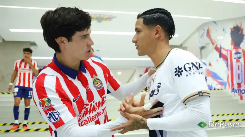 Uriel Antuna Chivas Pumas UNAM