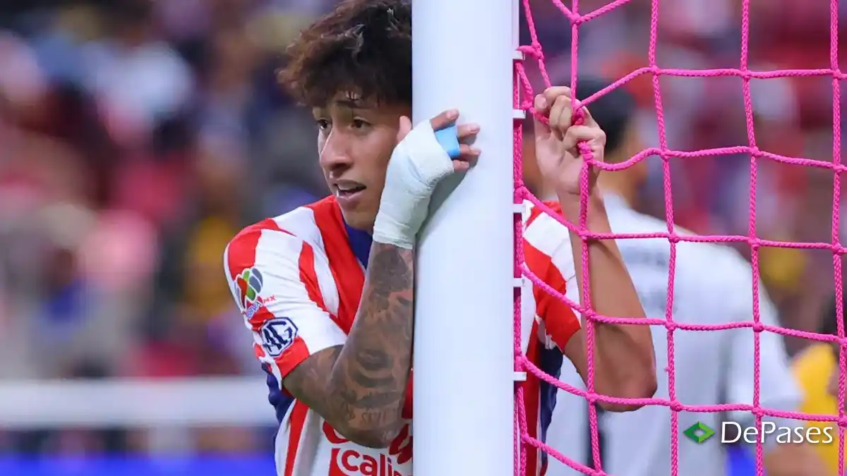 Santiago Sandoval Chivas